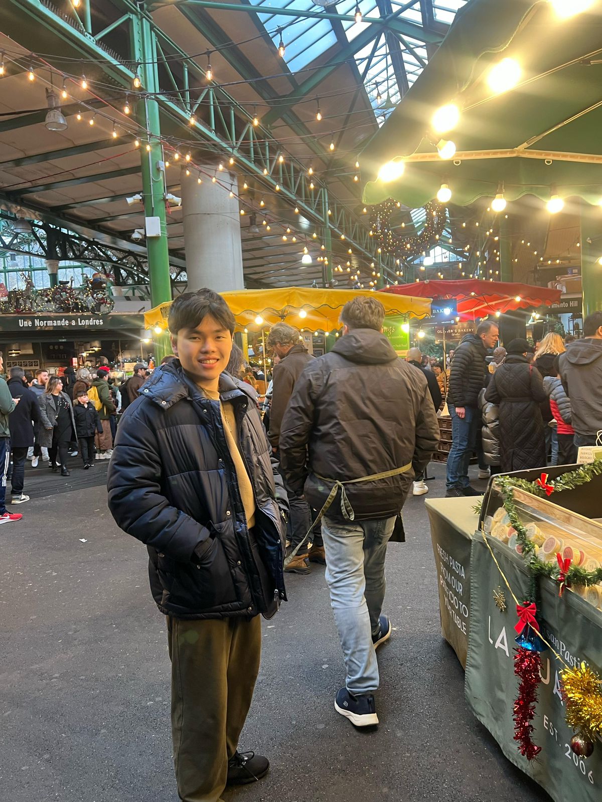 Dennis at Baker Street in London