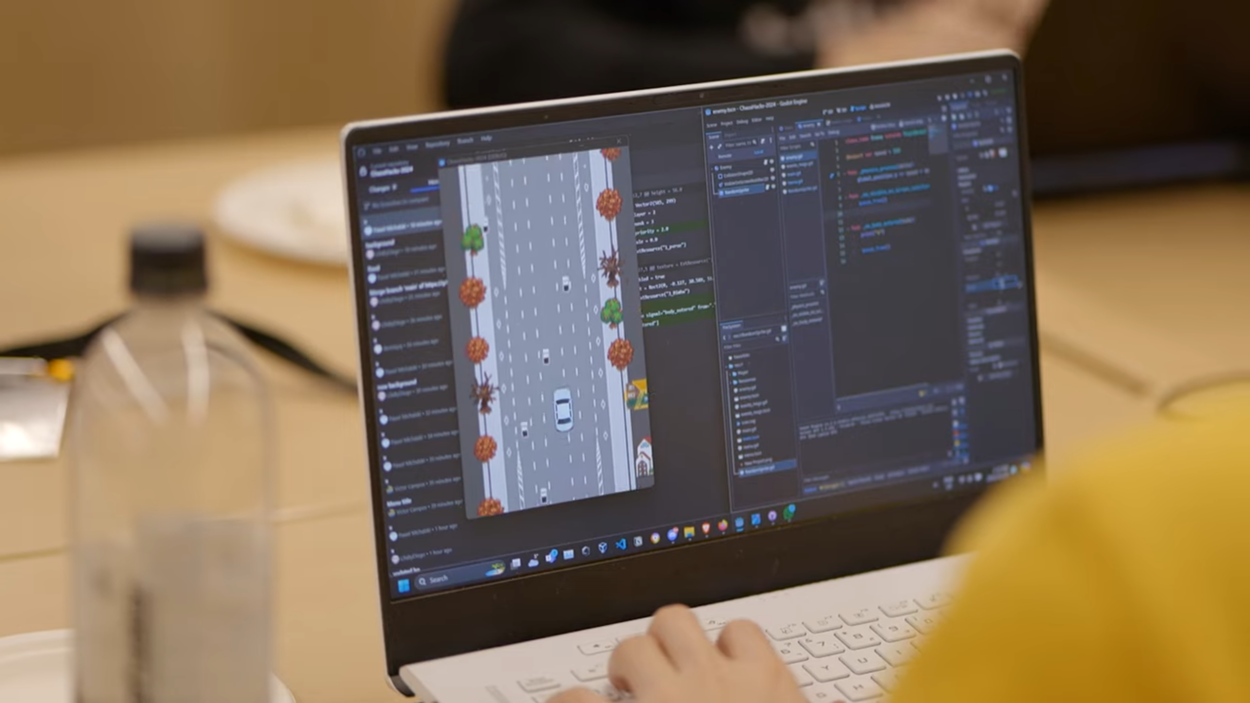 A picture of a laptop working on the game VDS